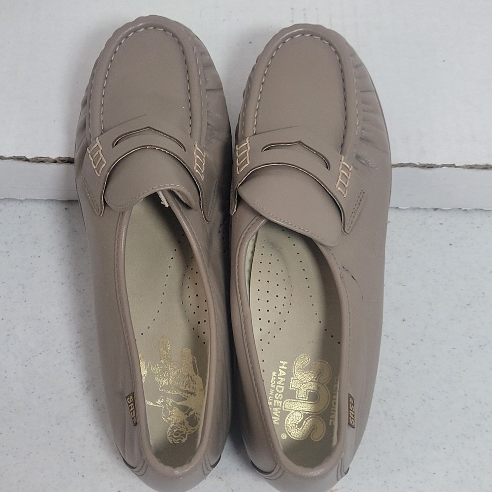 SAS Mens Penny Loafers Taupe Leather Handsewn Slip On Shoes Size 9 M Made in USA